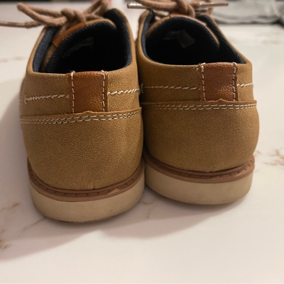 Nordstrom Rack Boys Tan Loafer Shoe Size 1 - Picture 7 of 8